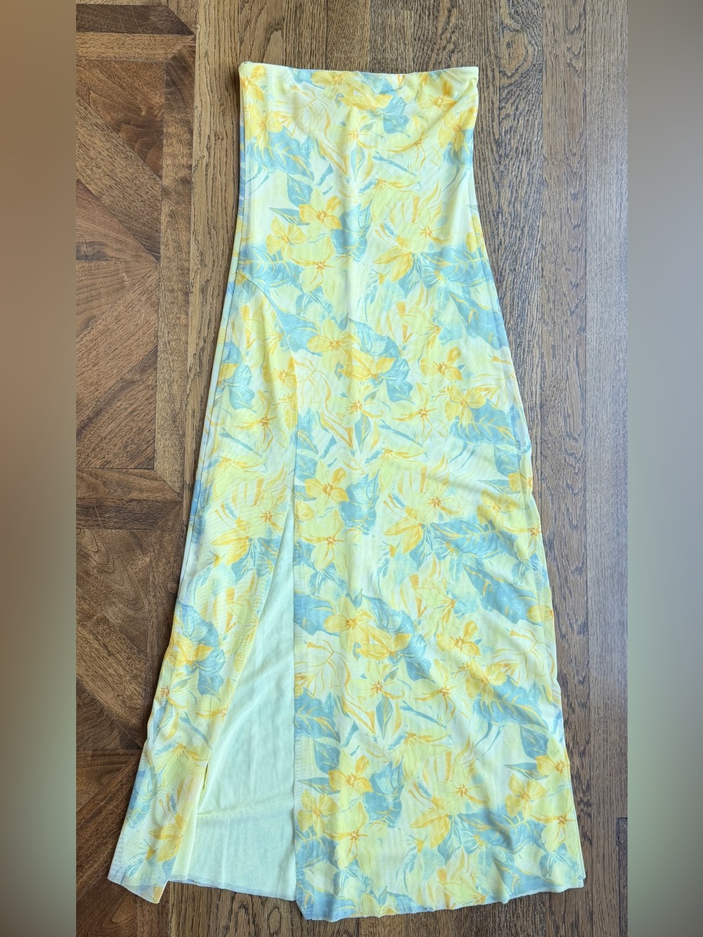 FABULOUS Zara floral split front strapless dress size small.  Packs easily!